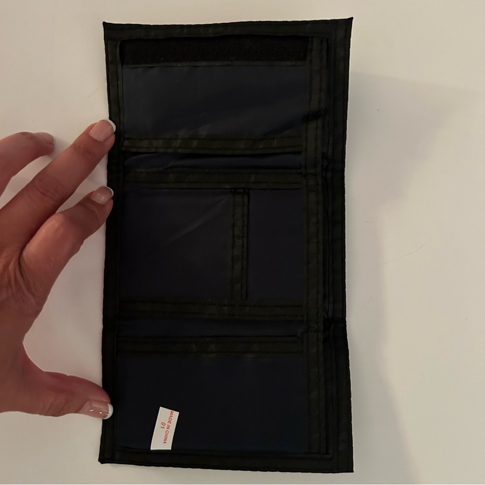NFL Seattle Seahawks Small Navy Blue Black Nylon Trifold Wallet - Picture 5 of 7